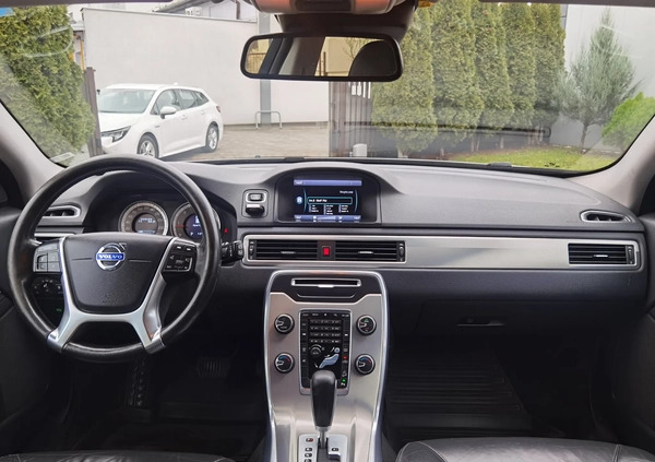 Volvo XC 70 cena 45500 przebieg: 259000, rok produkcji 2012 z Swarzędz małe 172